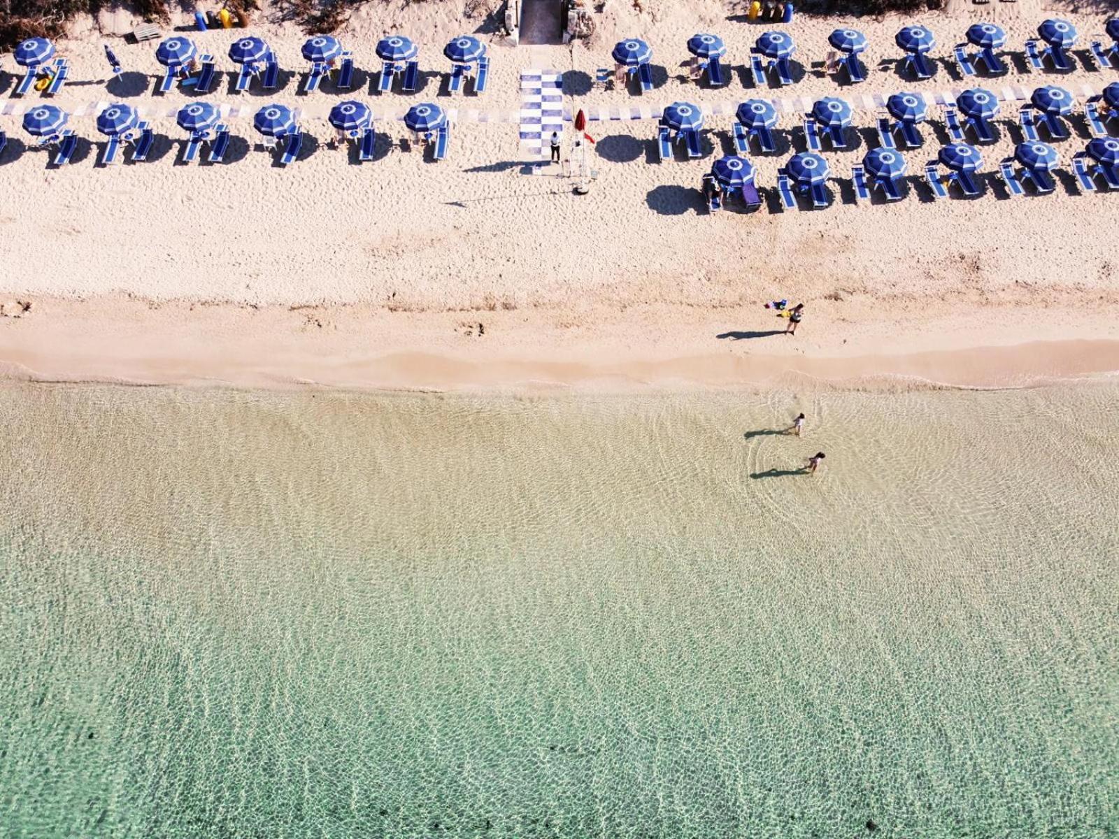 Hotel Dei Bizantini & Villaggio Campo Dei Messapi サン・ピエトロ・イン・ベヴァーニャ エクステリア 写真