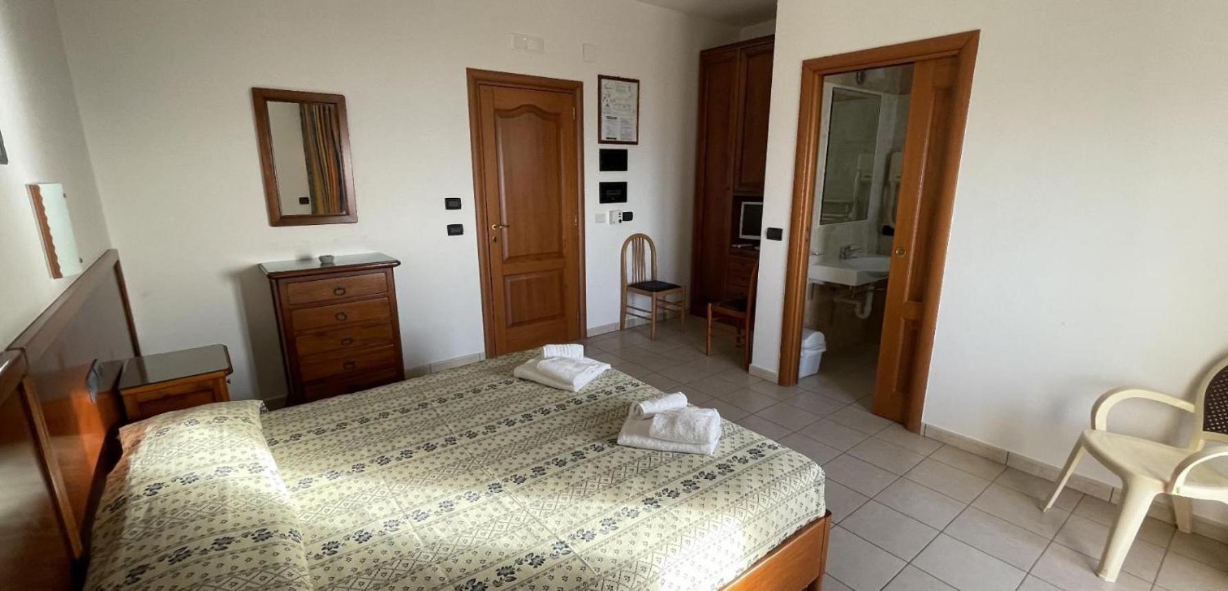 Hotel Dei Bizantini & Villaggio Campo Dei Messapi サン・ピエトロ・イン・ベヴァーニャ エクステリア 写真