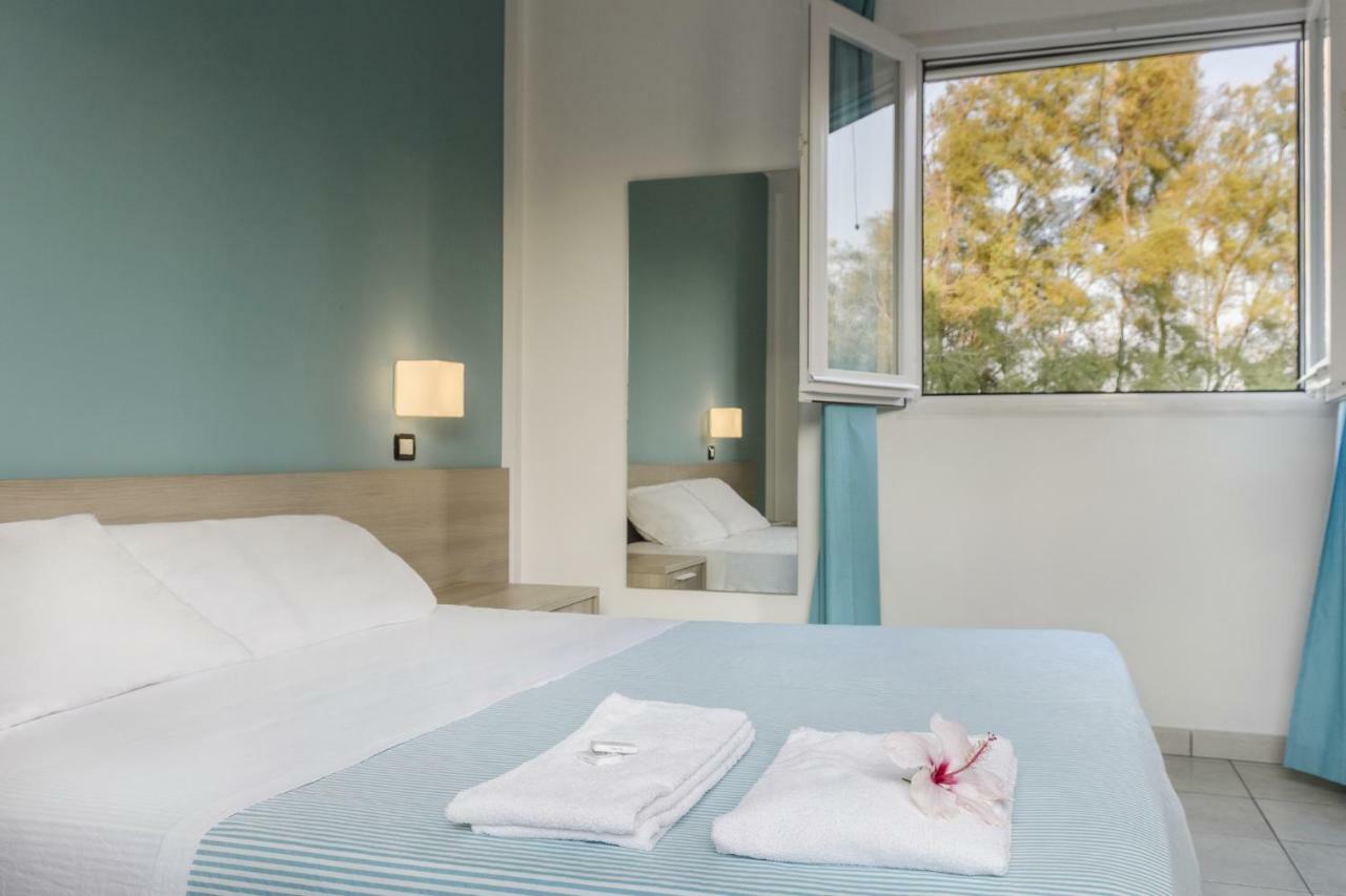 Hotel Dei Bizantini & Villaggio Campo Dei Messapi サン・ピエトロ・イン・ベヴァーニャ エクステリア 写真